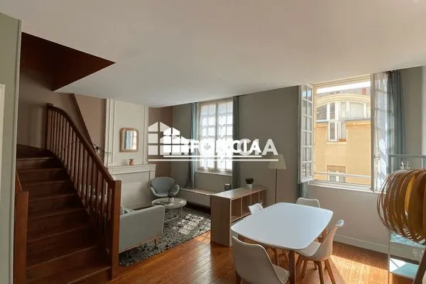 Appartement meublé 3 pièces 73 m²