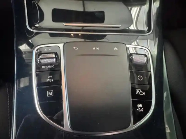 Mercedes Glc 300 de 4matic suv amg line — photo 37