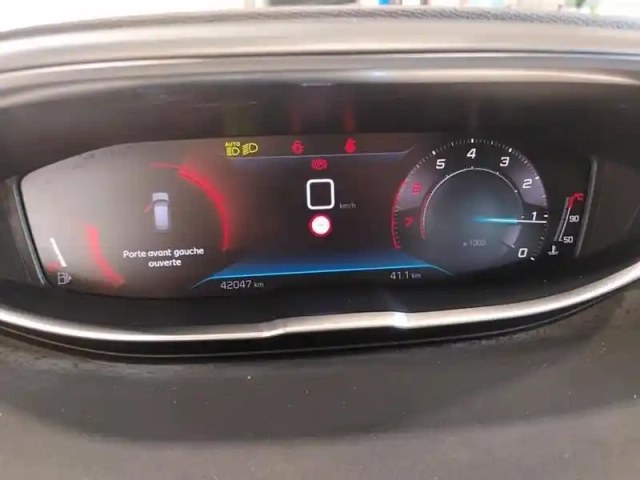 Peugeot 3008 puretech 130ch s&amp;s bvm6 allure pack — photo 21
