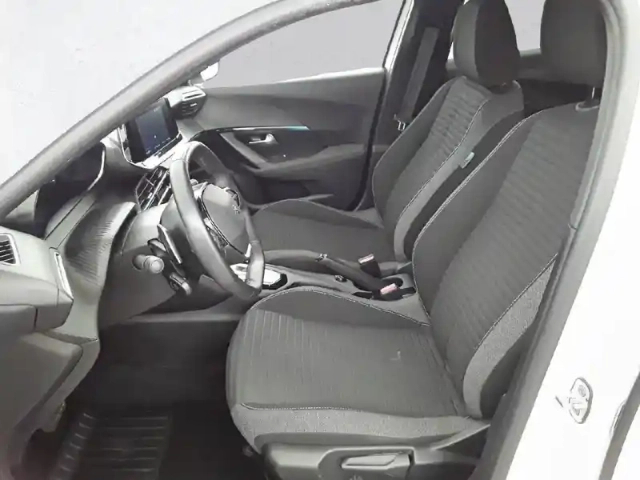 Peugeot 2008 puretech 130 s&amp;s eat8 — photo 59