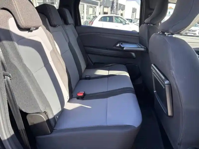 Dacia Jogger eco-g 100 7 places gsr2 — photo 99
