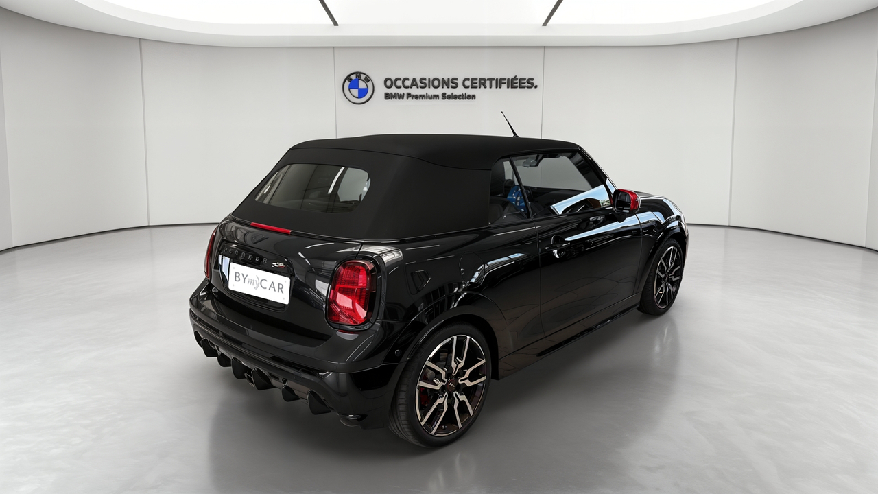 Mini Cooper Cabriolet JCW 231 ch DKG7 — photo 5