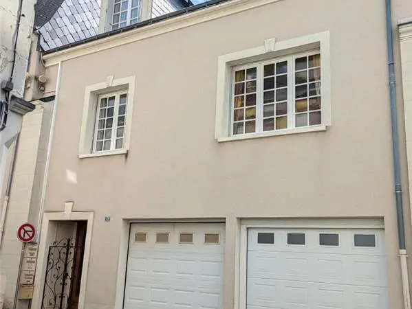 Maison 6 pièces 242 m²
