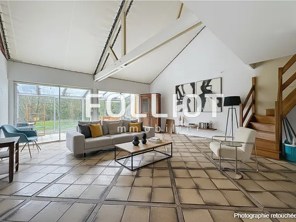 À vendre : Appartement spacieux de 6 pièces à Donville les Bains