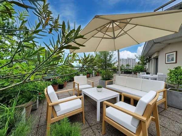 Appartement 4 pièces 90m² avec terrasse plein ciel 100m²