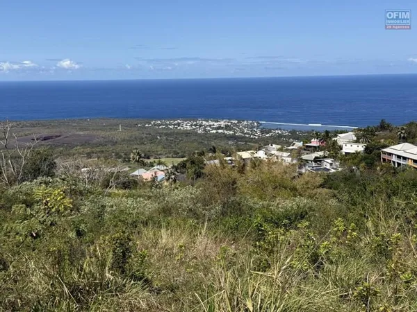Joli terrain de 505 m² arpenté uniquement pour un projet touristique/loisir avec pleine vue mer à 25