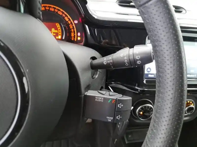 Renault Twingo iii sce 65 — photo 30
