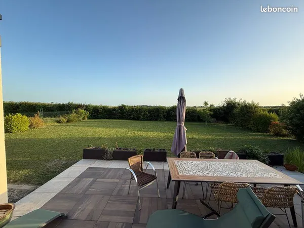 PLAIN-PIED CONTEMPORAIN 106 m² — DPE B — GARAGE 60 m² ISOLÉ — 990 m² PLEIN SUD SANS VIS-À-VIS