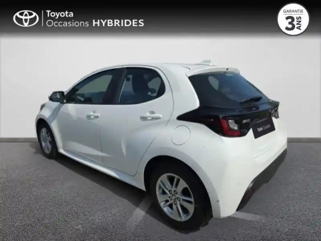 Toyota Yaris 120 vvt-i dynamic business 5p mc24 — photo 2