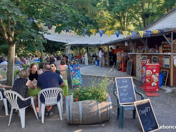Restaurant & guinguette bord de rivière