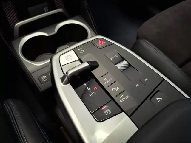 Bmw X1 sdrive 20i 170ch dkg7 — photo 32