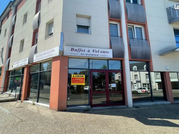 Local commercial 300 m² Mayenne