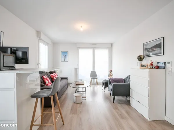 Appartement 3 pièces 55 m² - Gentilly - Vente Directe