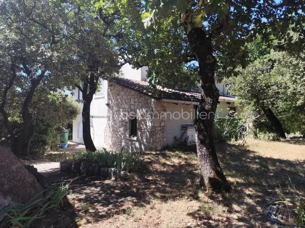 Maison 8 pièces 160 m²