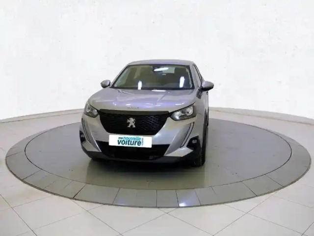Peugeot 2008 puretech 100 s&amp;s bvm6 — photo 1