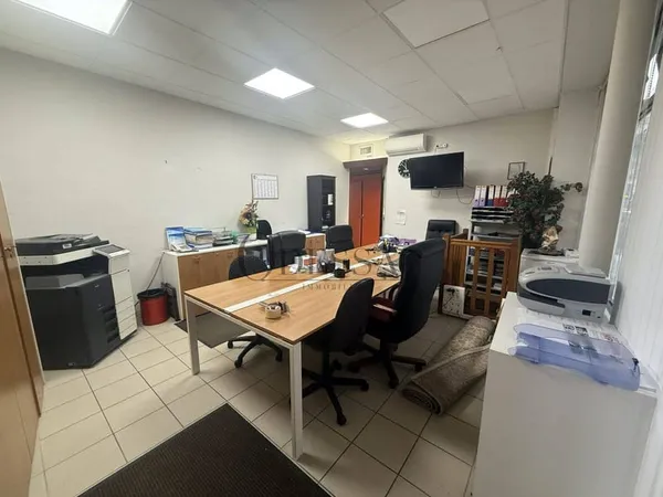 Local commercial 43 m²