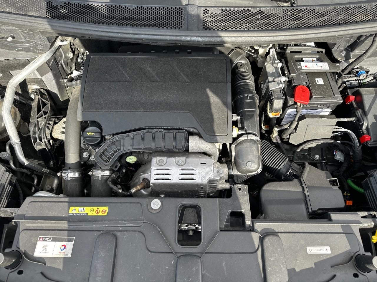 Peugeot 5008 puretech 130ch s&s eat8 gt — photo 13