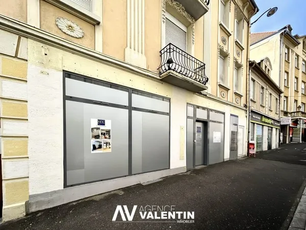 Local commercial 80 m²