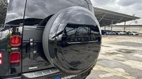 Land-Rover Defender 110 2.0 P300e X-Dynamic HSE — photo 35