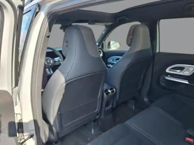 Mercedes Glb 250+ avec technologie eq limit — photo 17
