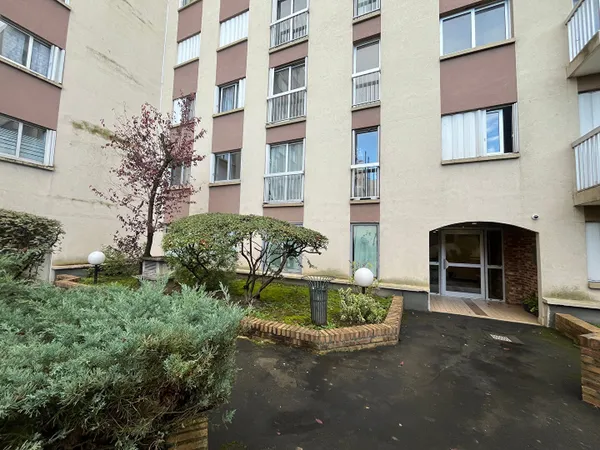 VILLEMOMBLE CENTRE VILLE