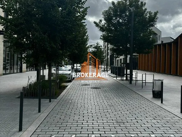 Local commercial 206 m² CHATENAY MALABRY
