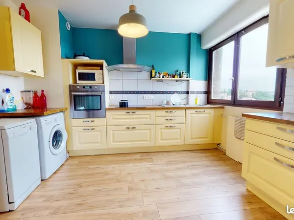 Appartement 103m2 - 4 chambres - Tramway au pied de l'immeuble