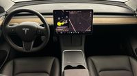 Tesla Model 3 Standard RWD Plus MY22 — photo 11