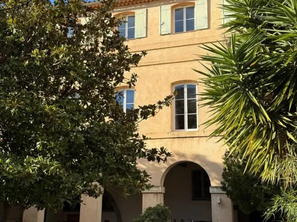 Loue chambre dans appartement en colocation - 80m²