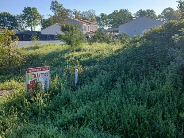 Terrain 580 m²