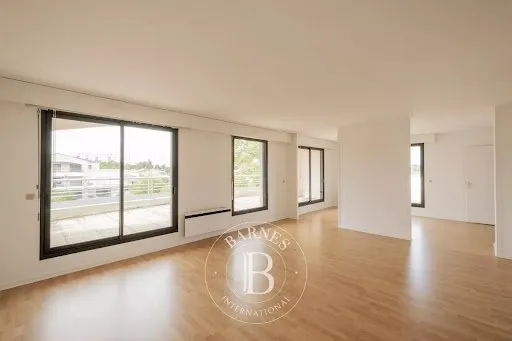Appartement 8 pièces 139 m²