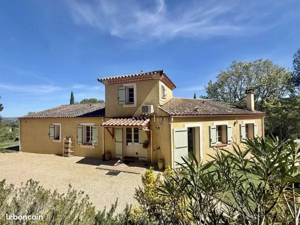 Propriété 7 pièces 165 m²