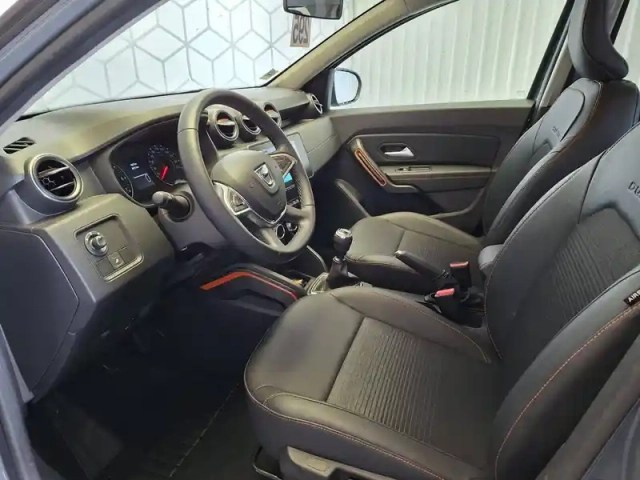 Dacia Duster blue dci 115 4x2 — photo 6