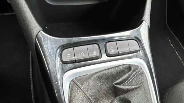 Opel Crossland 1.2 83 ch — photo 53
