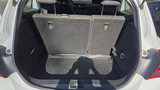 Opel Corsa 1.4 90 - Design 120 Ans – 2019 – 136739 km – Essence – Boîte Manuelle — photo 40