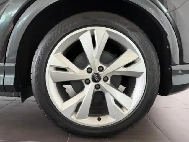 Audi Q4 E-Tron q4 sportback e-tron 40 e-tron 204ch s line — photo 10