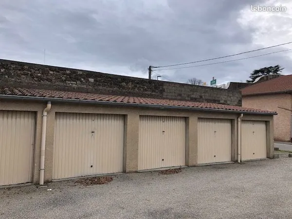 Parking/box 15 m² Tain-l'Hermitage