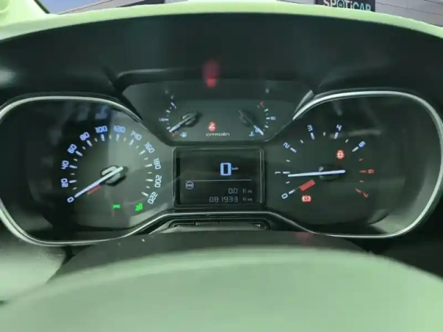 Citroën C3 Aircross puretech 110 s&amp;s bvm6 shine — photo 21