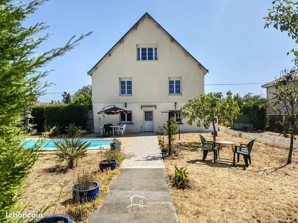 Propriété 7 pièces 150 m²