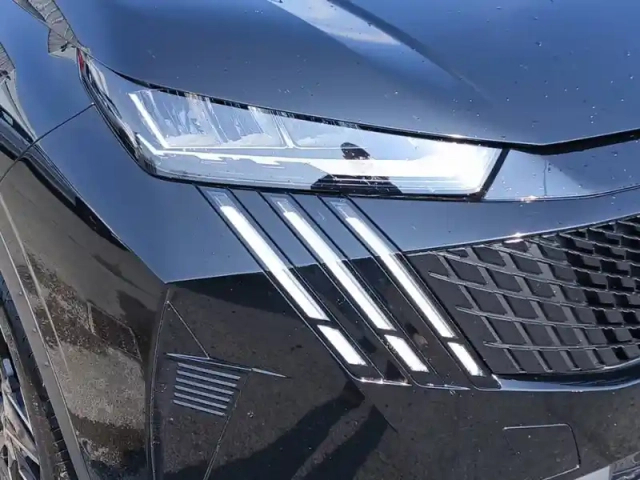 Peugeot 5008 hybrid 136 e-dcs6 — photo 16