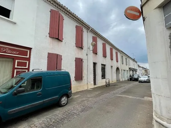 Maison 6 pièces 225 m²