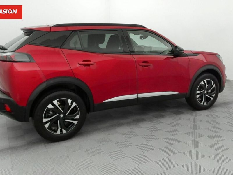 Peugeot 2008 II 1.2 PureTech 130ch Allure Pack EAT8 — photo 29