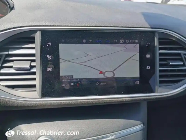 Peugeot 308 puretech 130ch s&amp;s eat8 allure pack — photo 11