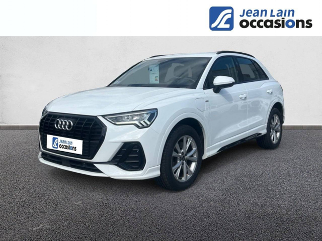 Audi Q3 45 TFSIe 245 ch S tronic 6 S line