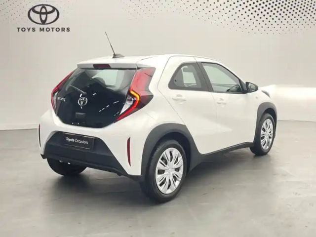 Toyota Aygo 1.0 s-cvt 72 dynamic — photo 22