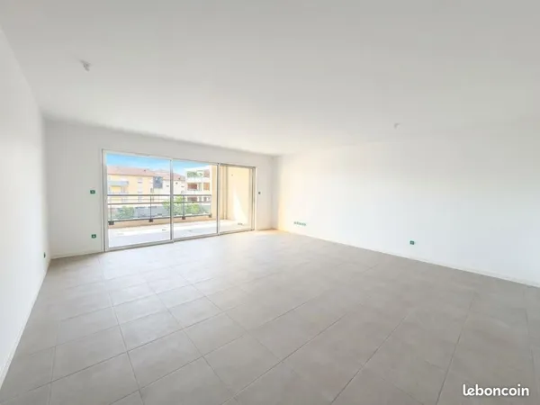 Appartement 3 pièces 75 m²