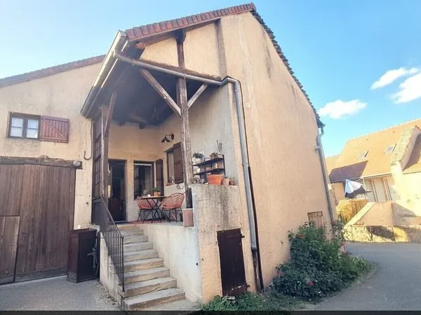 MAISON AU COEUR DU VILLAGE