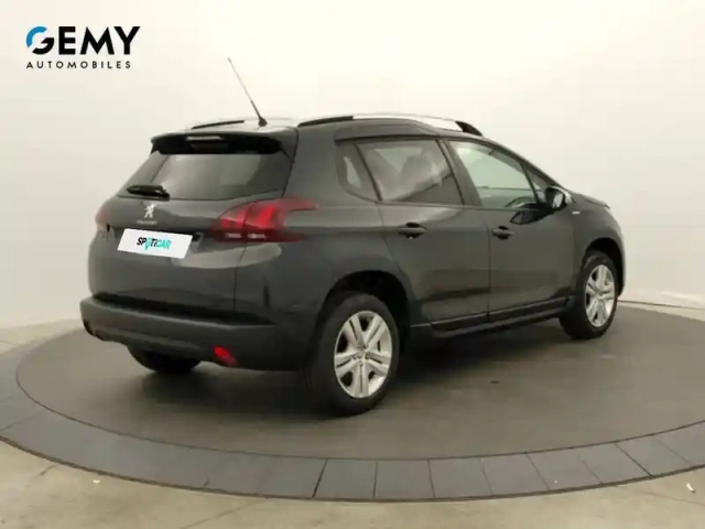 Peugeot 2008 1.2 puretech 82ch bvm5 — photo 18