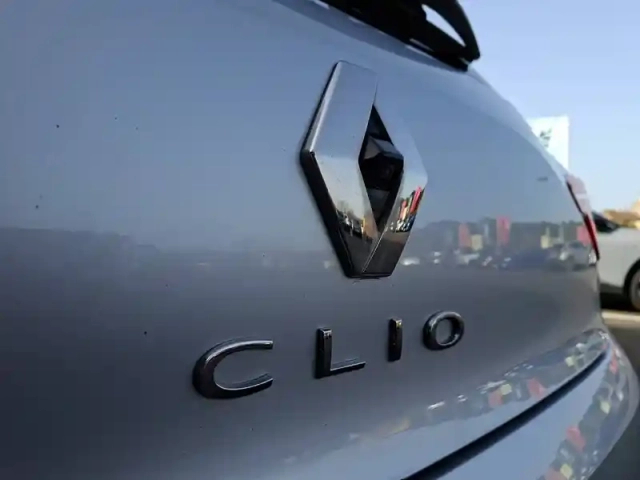 Renault Clio tce 100 gpl — photo 117