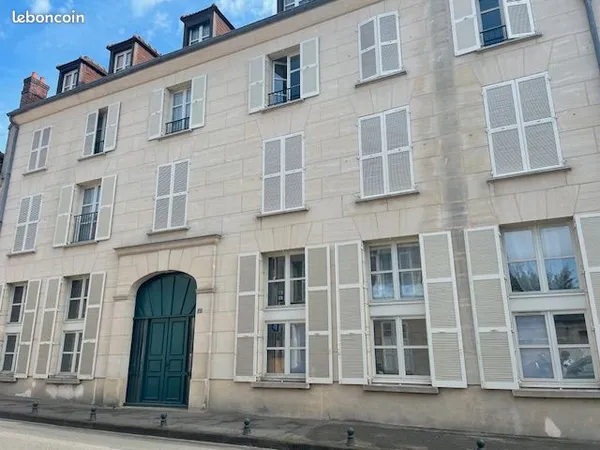 Bureau 128 m²